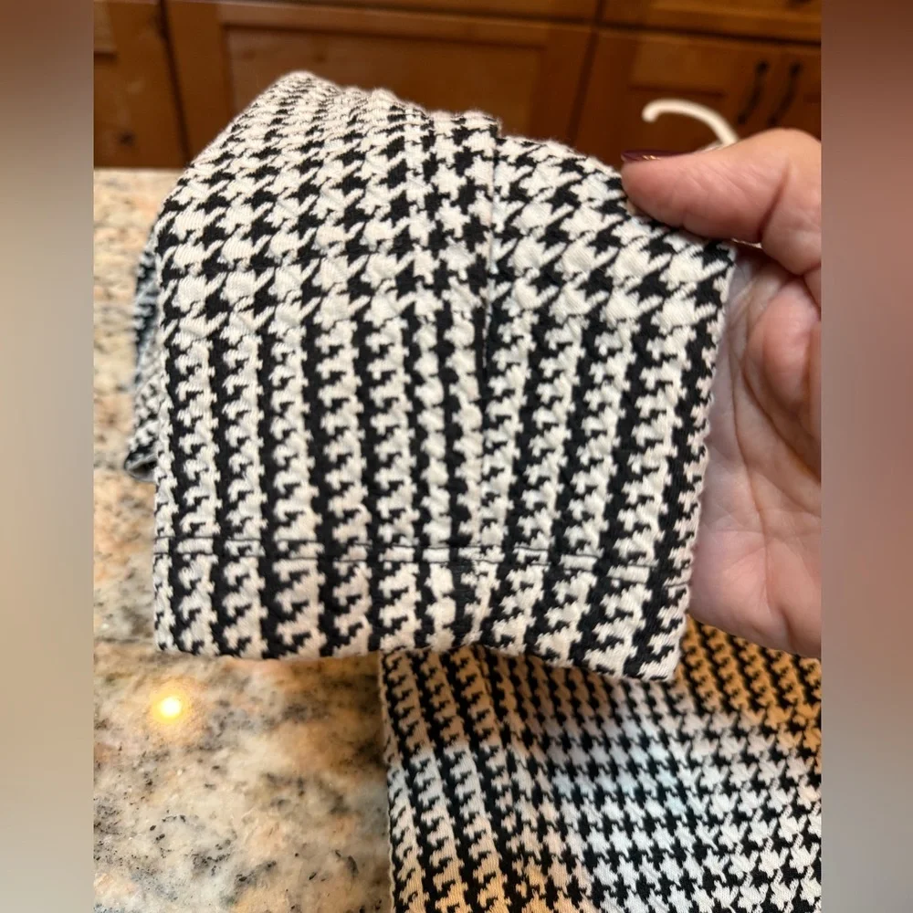Calvin Klein Open Front Black & White Houndstooth Jacket. Size Small. EUC - Picture 8 of 11